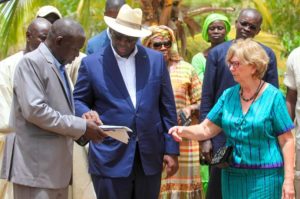 Le président Macky Sall en visite à la ferme en 2015